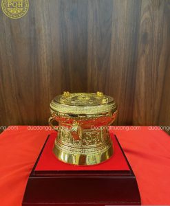 QUẢ TRỐNG QUÀ TẶNG MẠ VÀNG 10CM